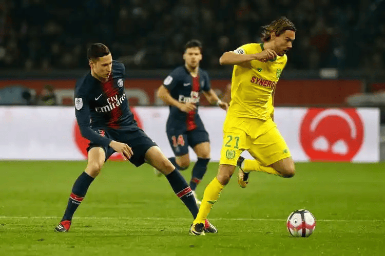 波尔多对里昂比分预测