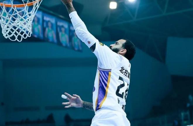 多米下载-形容女子英姿飒爽美句